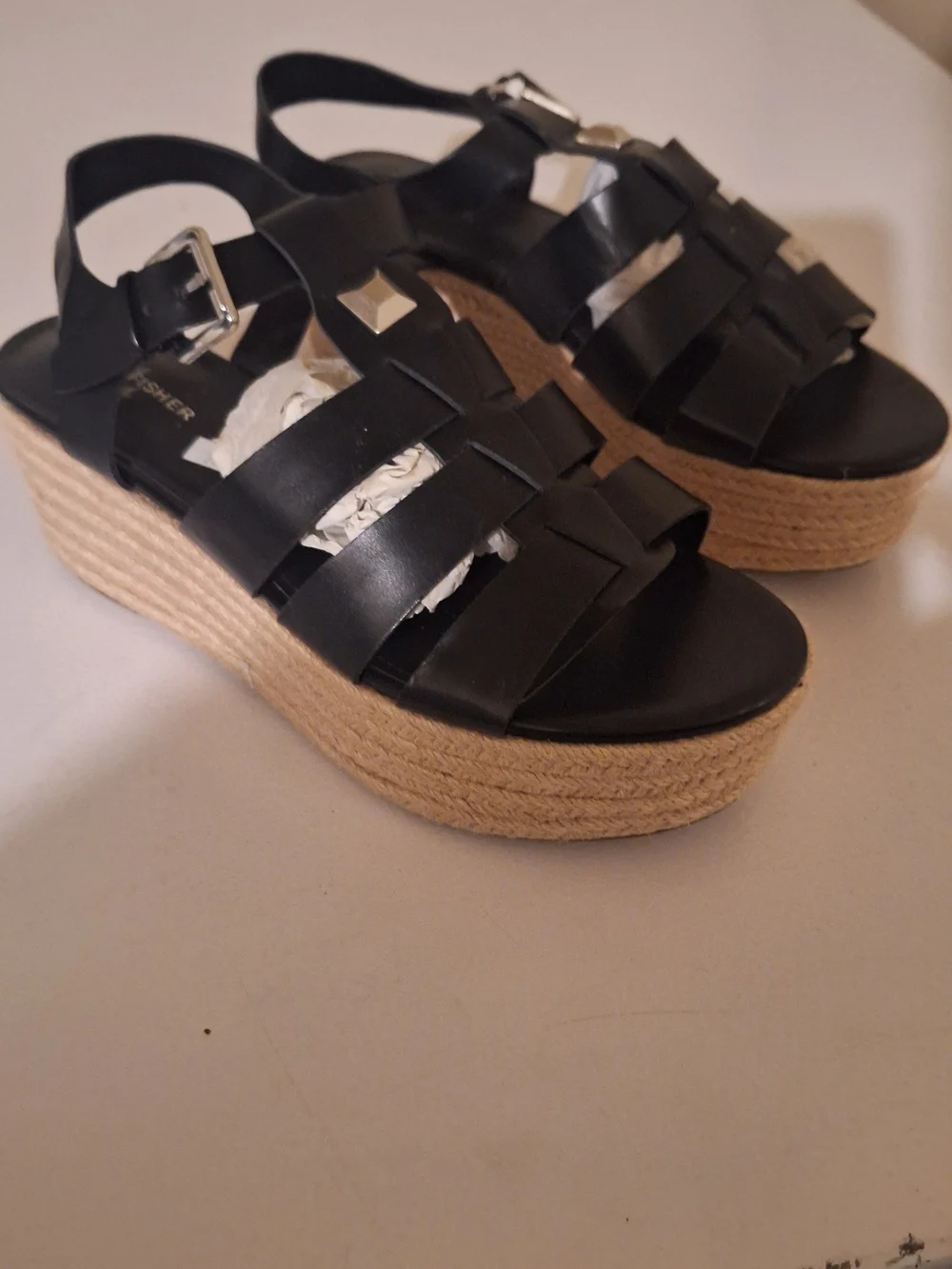 N/A stylish black
